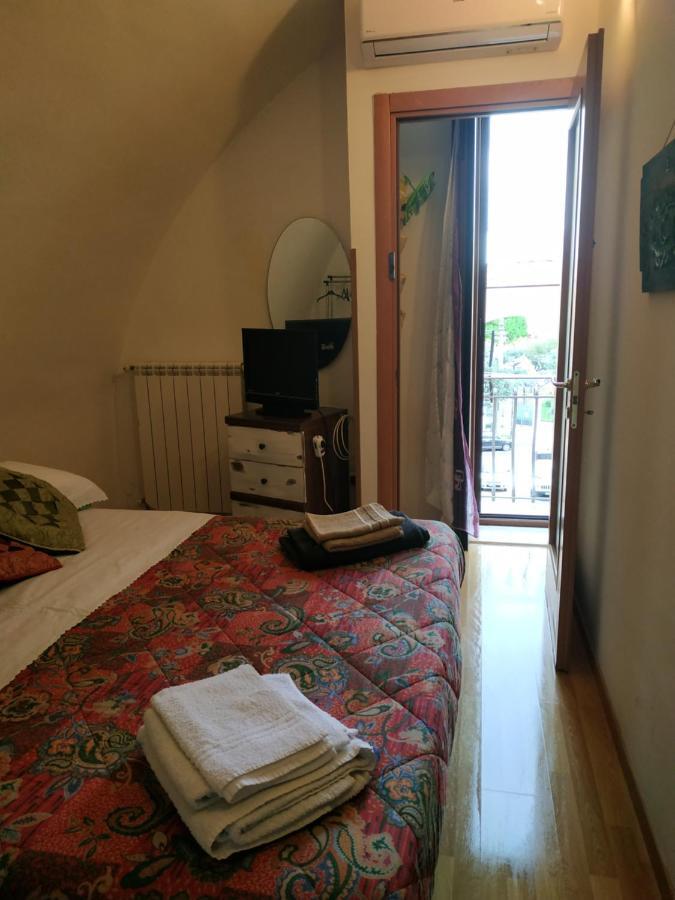 Apartamento Little Art House Gaeta Exterior foto
